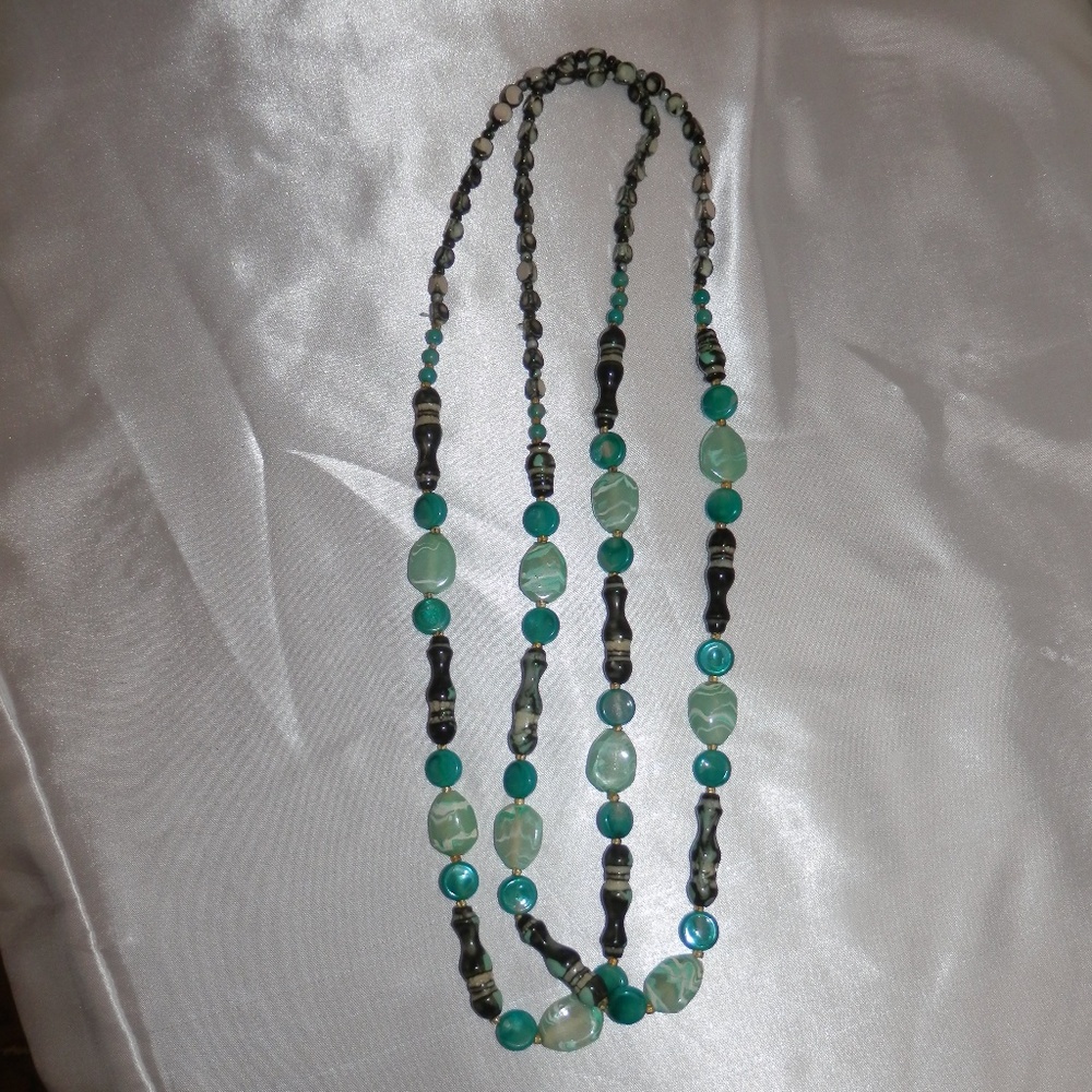 Aqua/Turquoise Polished Glass Bead Necklace